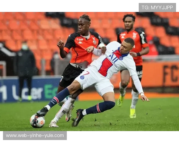 洛里昂俱乐部最新动态解析球员转会与赛季备战情况