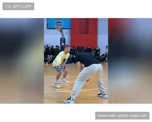 广东超级联赛激情对决全场精彩瞬间回顾与球星高光表现集锦高清视频完整版